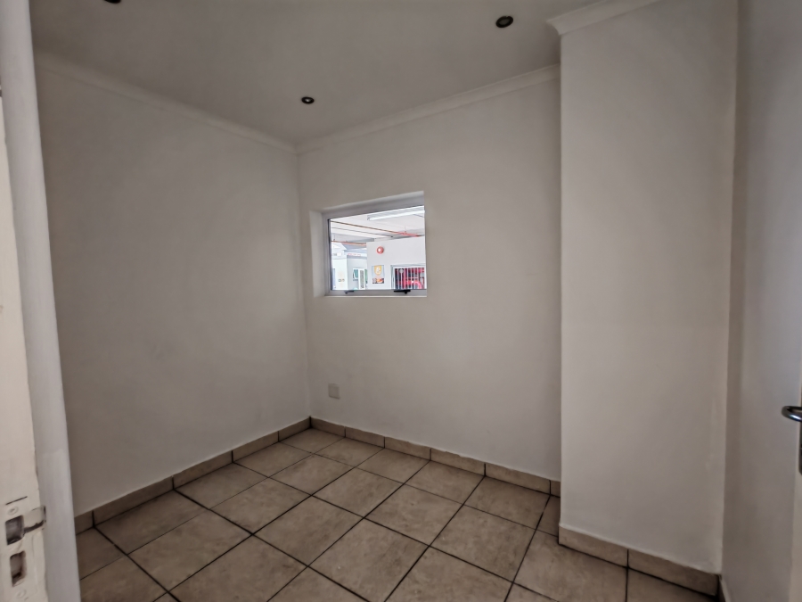 To Let commercial Property for Rent in Asla Park Western Cape